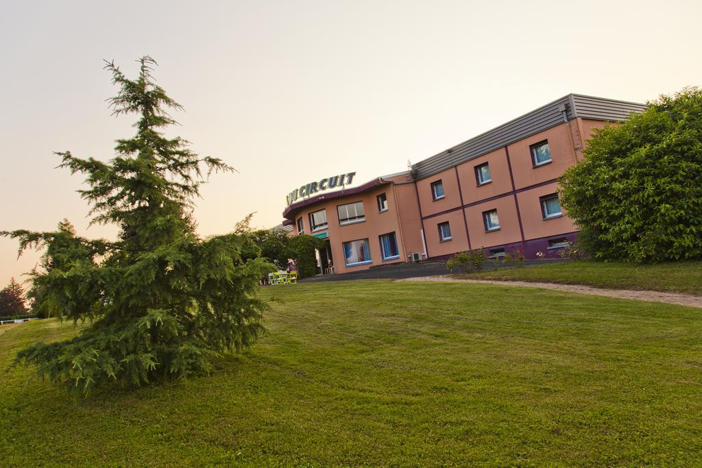 Cit'Hotel Du Circuit Маньи-Кур Экстерьер фото